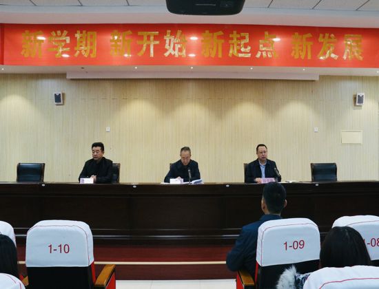萬全縣小學(xué)人事任命重塑教育新篇章，未來可期！
